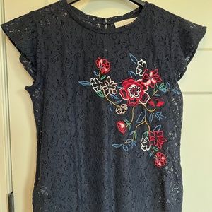 Loft Navy/Floral Embroidered Lace top, Size Small
